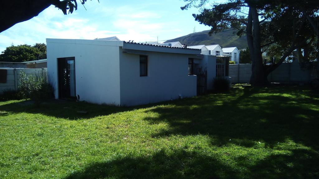 Hermanus Flower House Villa Luaran gambar
