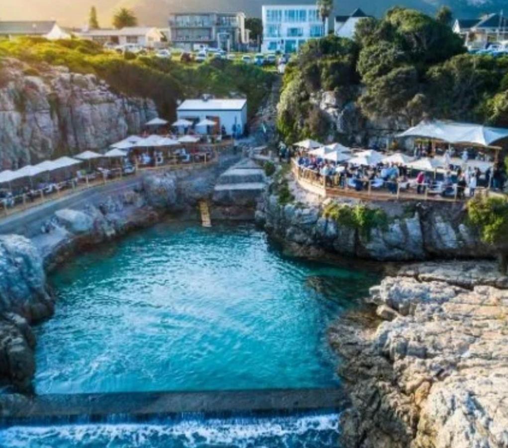 Hermanus Flower House Villa Luaran gambar